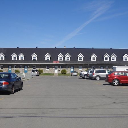 Motel Grande Ile Salaberry-de-Valleyfield Eksteriør billede