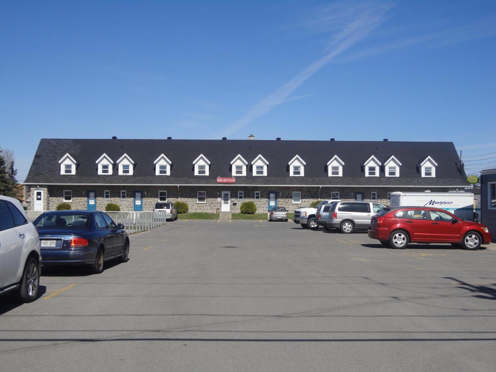 Motel Grande Ile Salaberry-de-Valleyfield Eksteriør billede