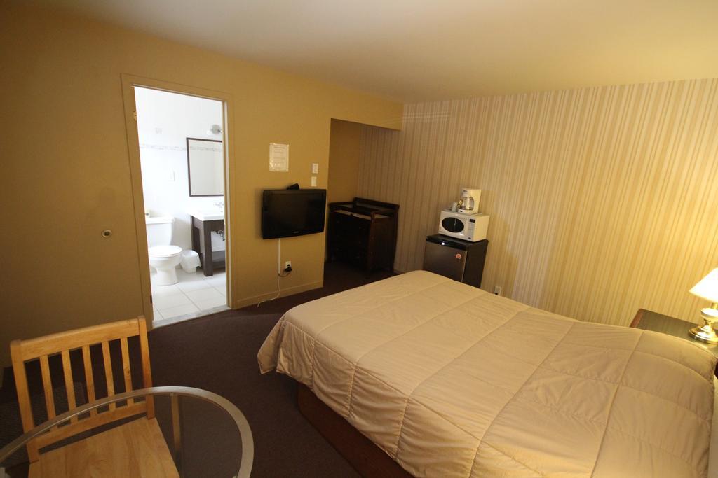 Motel Grande Ile Salaberry-de-Valleyfield Eksteriør billede