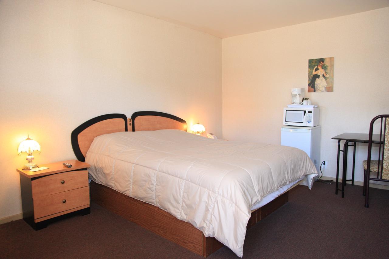 Motel Grande Ile Salaberry-de-Valleyfield Eksteriør billede
