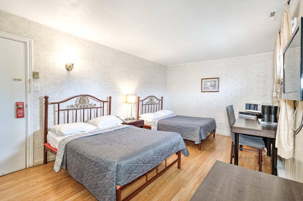Motel Grande Ile Salaberry-de-Valleyfield Eksteriør billede